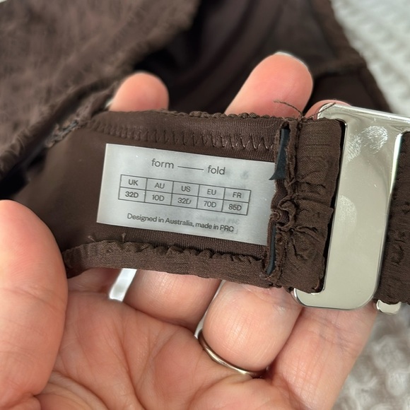 NWOT Form And Fold Seersucker Underwire The Crop Bikini Top Chocolate Brown 32D - Picture 8 of 13